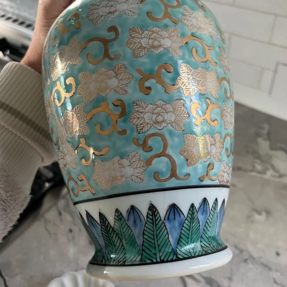 Vintage‎ Imari Japanese Handpainted Vase